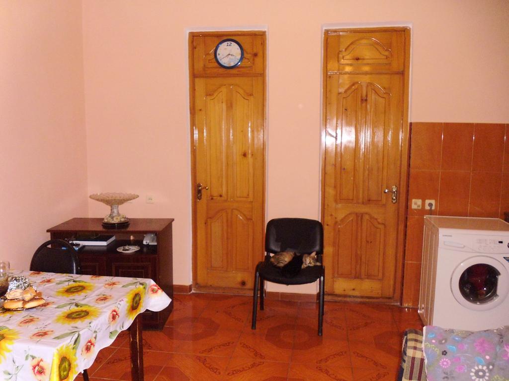 Hotel Private House In Batumi Zimmer foto